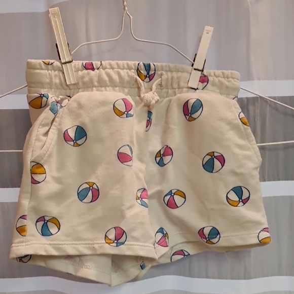 Cat & Jack White Beach Ball Print Shorts - Picture 1 of 5